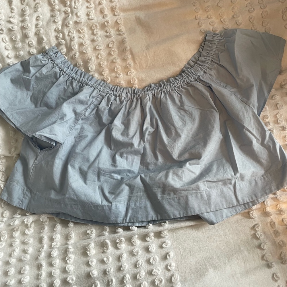 Off the shoulder cropped Wilfred shirt